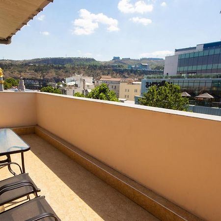 Big Terrace Apartment On Liberty Square Tbilisi Exterior foto